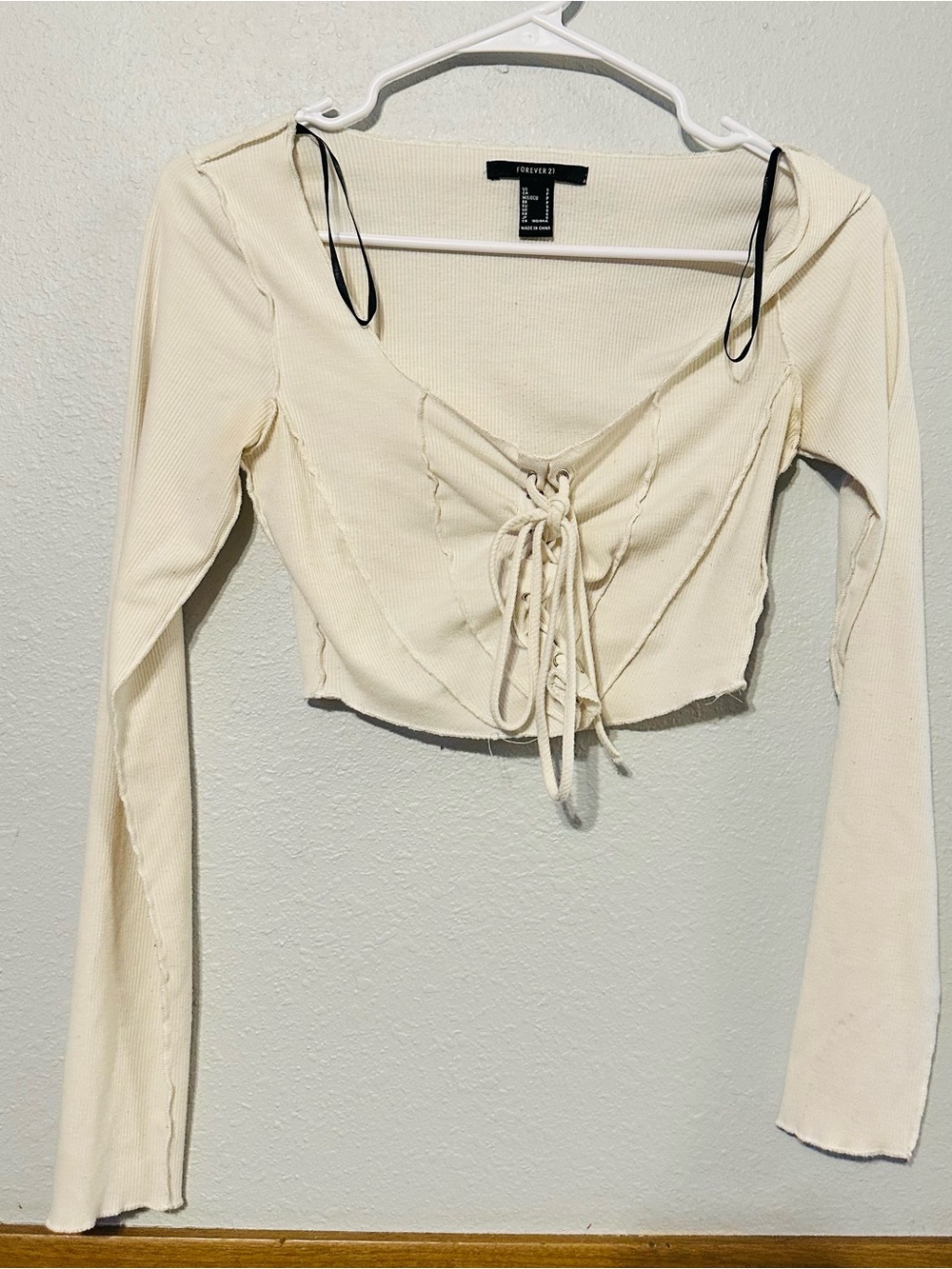 Forever 21 Lace-Up Ribbed Long-Sleeve Crop Top size SMALL summer lightweight